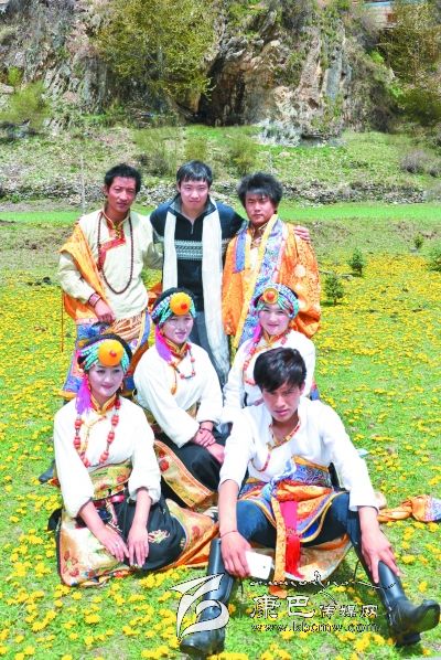 把美人裝進(jìn)心里，把美景留給眼睛