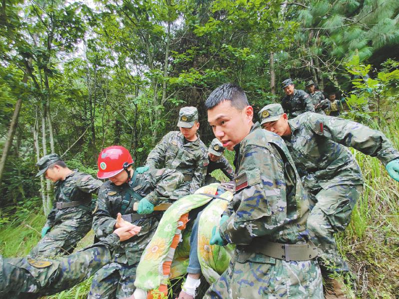 9月6日，武警.jpg